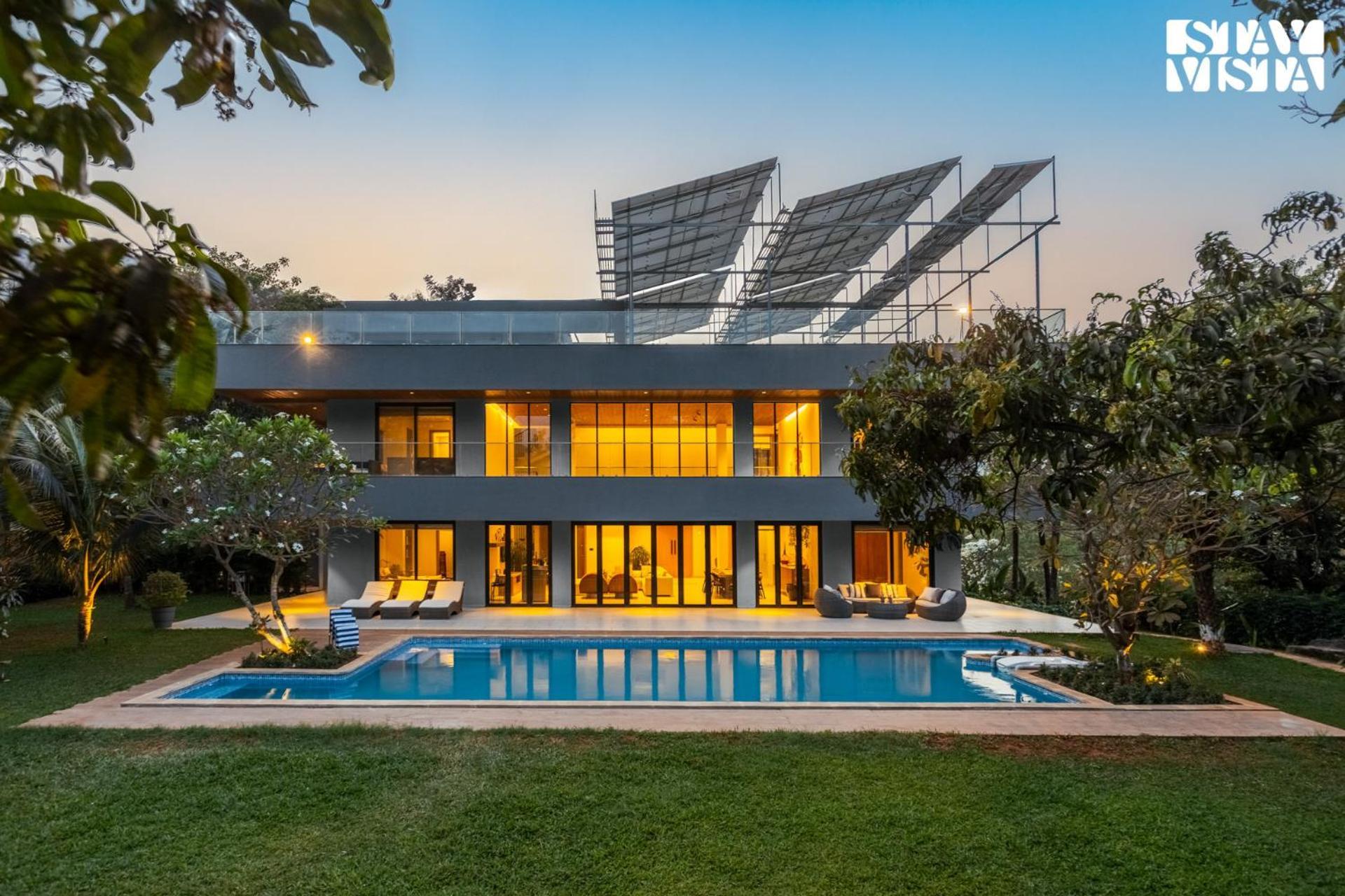 Reflection House By Stayvista With Pool, Terrace Bar, Indoor Games & Exquisite Interiors In A Nutshell Алібаґ Екстер'єр фото